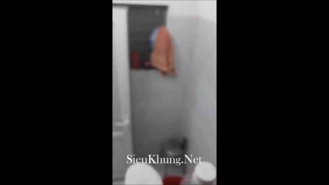 超大奶大胸巨乳洗澡偷拍