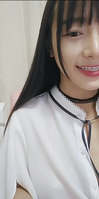 漂亮嫩妹美少女少女心9.9一多大秀