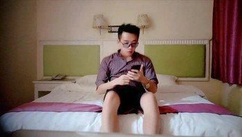眼鏡小哥私人會所找了個漂亮小姐姐全套服務直播 胸推按摩口交騎乘幹得嗷嗷直叫