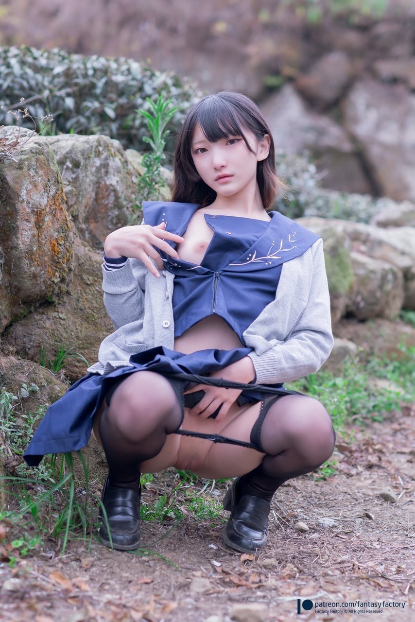 小學妹竹林小鎮裸拍[75P]