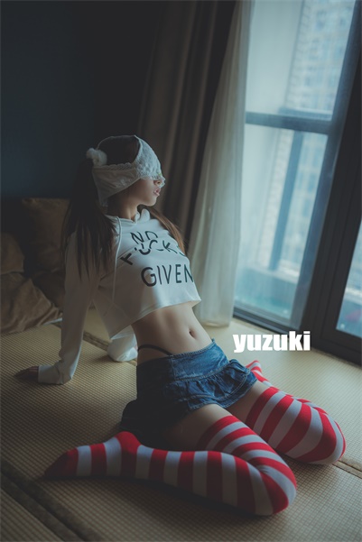 柚木yuzuki 第32季泡泡條紋襪[63P]