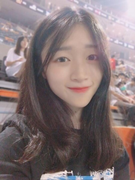 反差清純美女和男友做愛口交顏射毒龍合集。