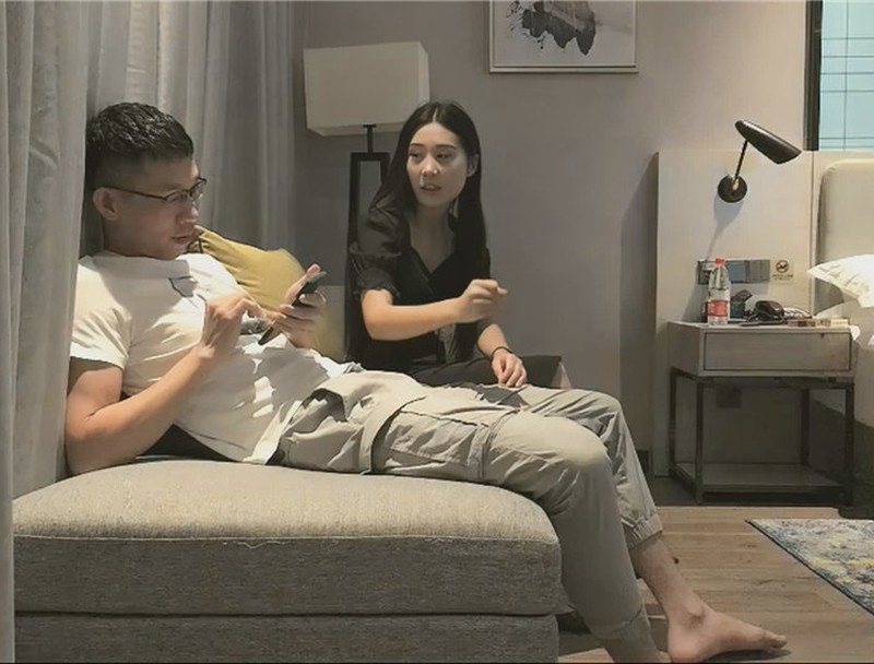 AI高清畫質2K修復-千人斬尋歡-第二場性感黑色長裙妹子,翹屁股舔弄深喉口交上位騎坐自己動。