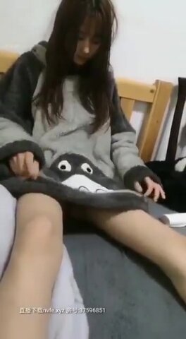 從酒吧帶回家調教還說又內射又要吃避孕藥了。