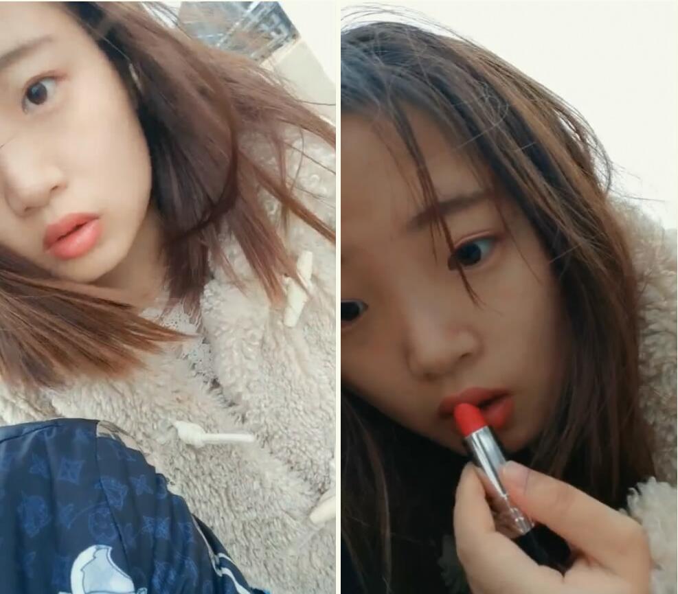 外表青澀巨乳年輕妹子背著男友約炮友跑到天台啪啪,剛操完妹子男友打來電話。