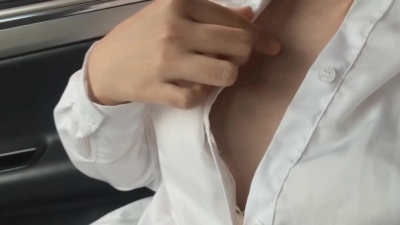 喜歡做愛自拍的淫蕩大反差極品合集上。