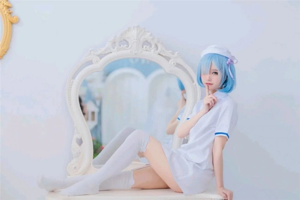 極品卡哇伊國產制服蘿莉的性奴生活-淫蕩蘿莉Cosplay蕾姆《從零開始的異世界生活》制服誘惑 淫叫內射 高清1080P版