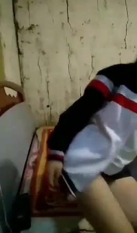 嫩妹自拍裸體(上半部