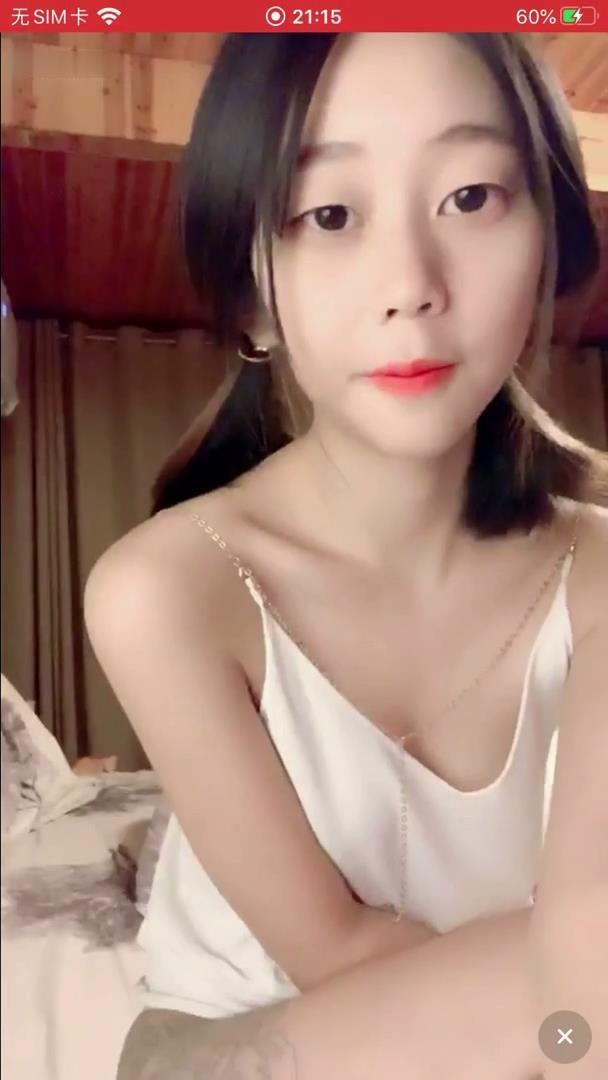 成都武侯區【極品粉嫩蘿莉】清新派00后,你奶子會噴水嗎我又沒懷孕對白有趣,粉穴自慰淫聲動聽