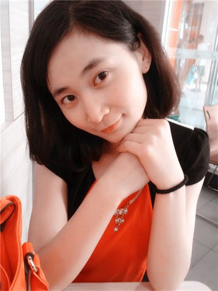 老婆口活技巧真不錯-裹的滋滋響還給口爆-爽玩戴上雨衣主動騎上來接著操