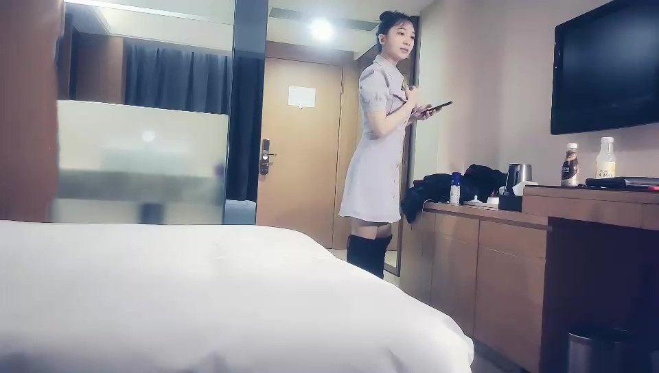 趙總丶尋花長裙黑靴高素質週邊妹，坐在身上解開衣服摸屁股，69姿勢口交后入騎坐大力猛操【MP4/248MB】