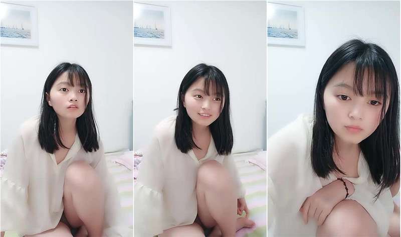 倆極品OO後童顏學生妹暑期太長居家兼職賺外快， 一臉稚氣，人小鬼大，和一男玩雙飛