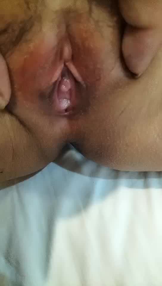 職中小女友逼逼就是小初次性交緊緊的