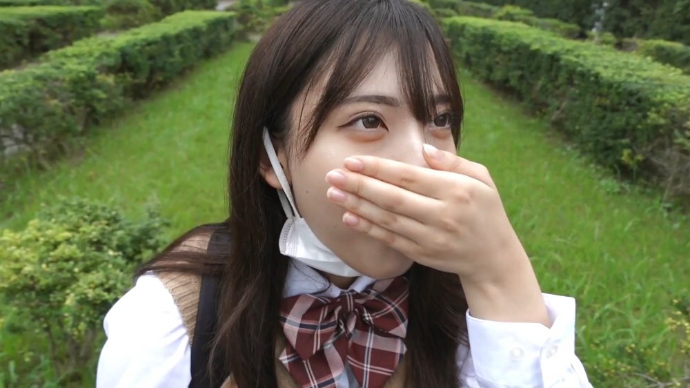 fc2ppv_2569870 F罩杯思春期女孩第一次被顏射的感覺如此美妙