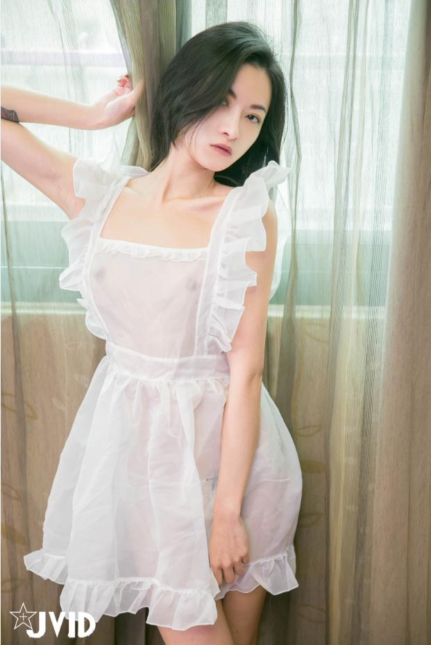 網紅VIP合集-極品女神小婕兒未公開作品旋轉AV棒中出白漿溢流+風騷網紅臉肉感身材翹臀後入猛插
