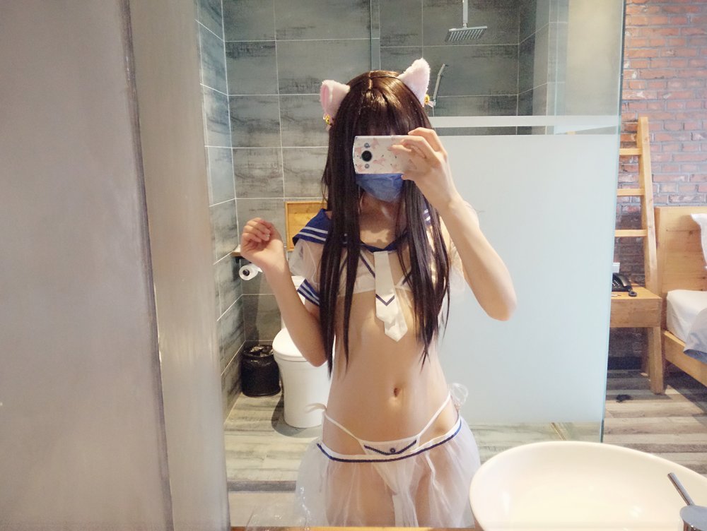 軟萌蘿莉-貓耳透明水手服----1[64P]
