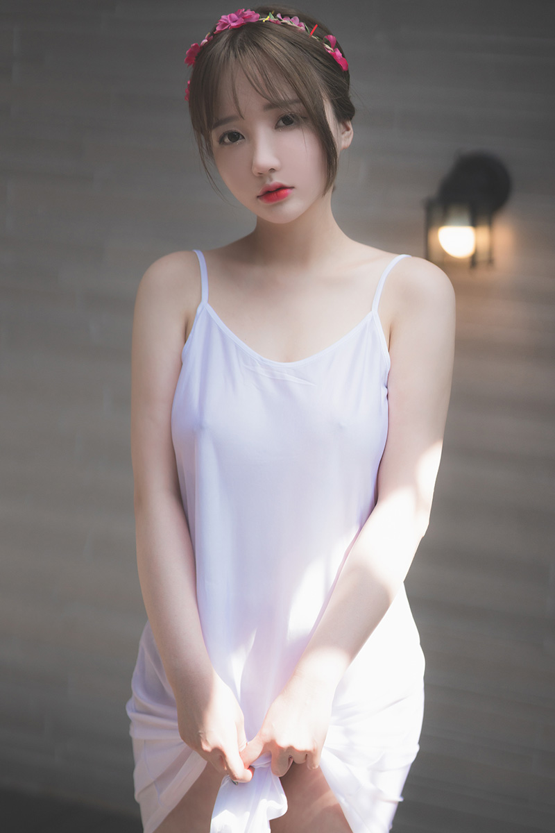 美女孫樂樂沐浴照盡顯誘人好身材[24P]