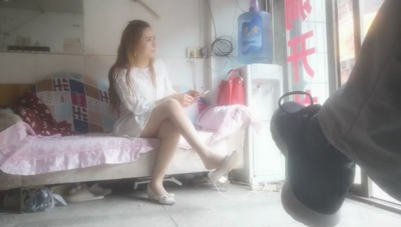 [MP4/465MB] 最牛視角偷拍站街女探花《本場無套內射》❤️下午路邊探店足療養生館模特身材的老闆娘年輕肯定是個大美女