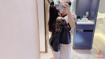 ✿蘿莉女神✿ 最新天花板白虎蘿莉女友▌粉色情人▌性感尤物主動採精 女上位極限坐樁好深啊~後入蜜鮑極射宮口