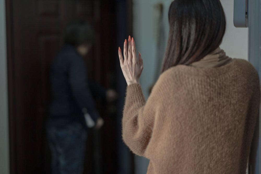 她老公出差剛走，轉頭就讓我得手[48P]