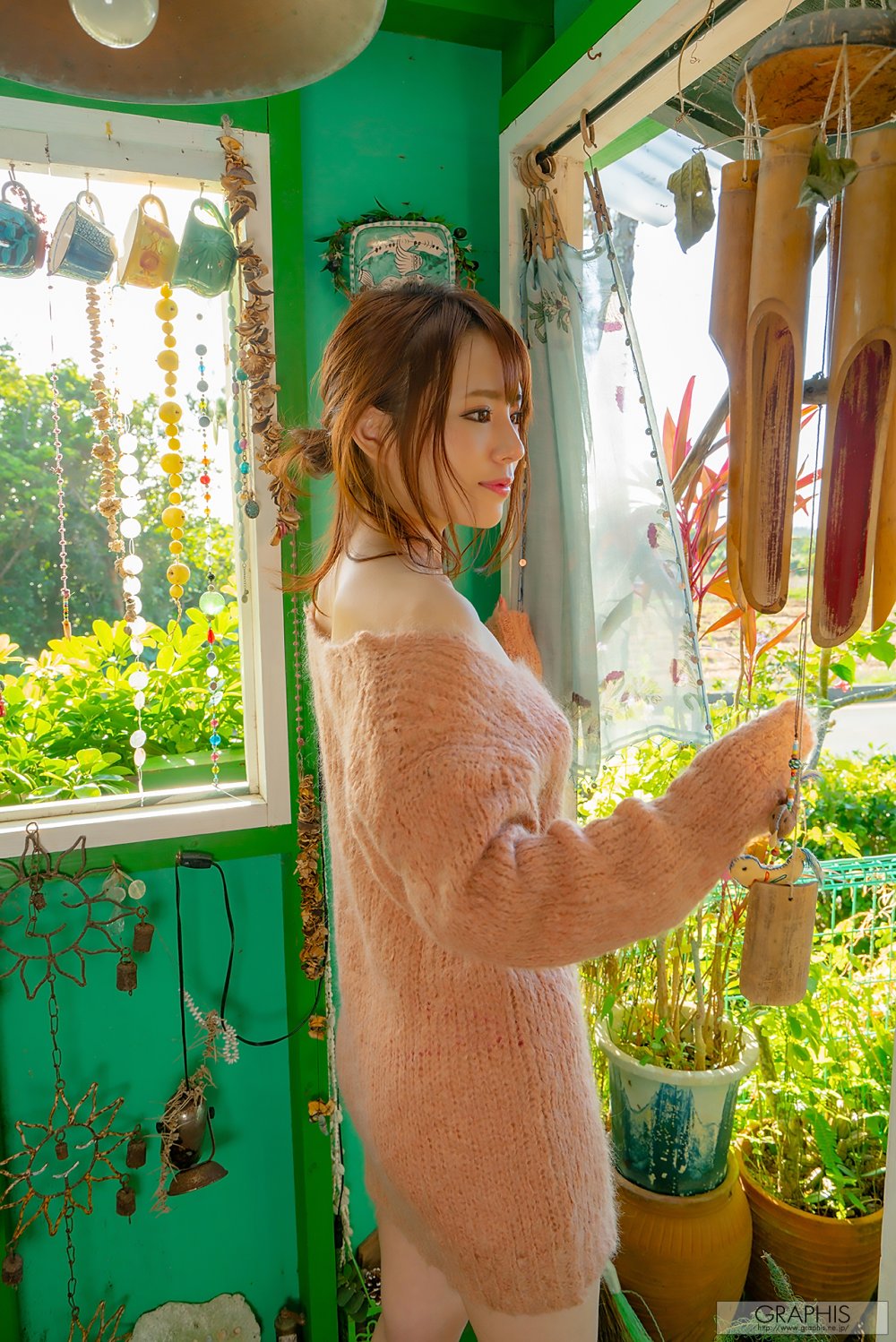 Mayuki Ito 伊藤舞雪 – Mystery Vol.02 [44P]