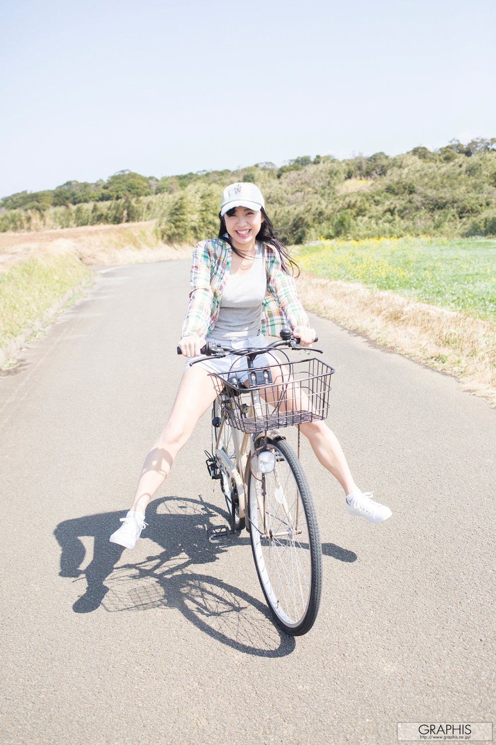 Matsuri Kiritani 桐谷まつり - Primula Julian Vol.03 [44P]