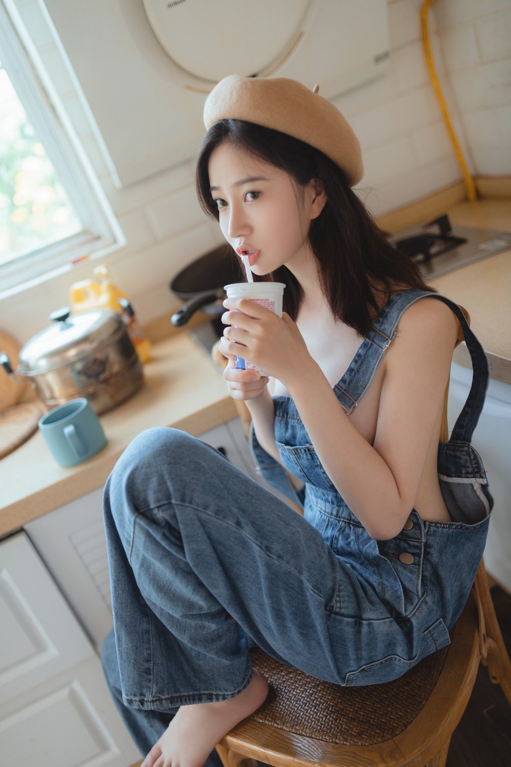 純純的牛仔背帶褲[25P]