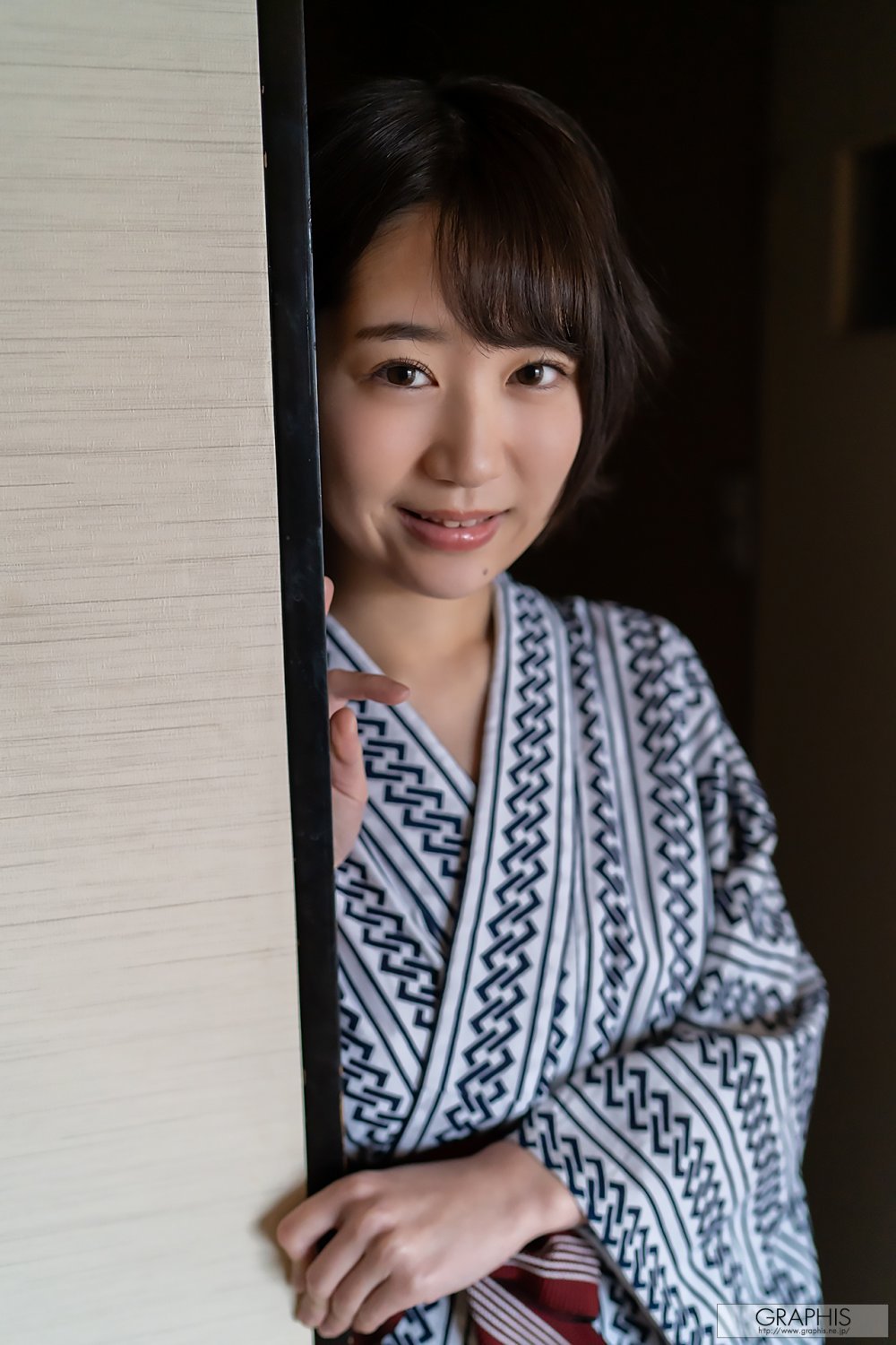 Fujie Shiho 藤江史帆 - Pele clara Vol.03 [48P]