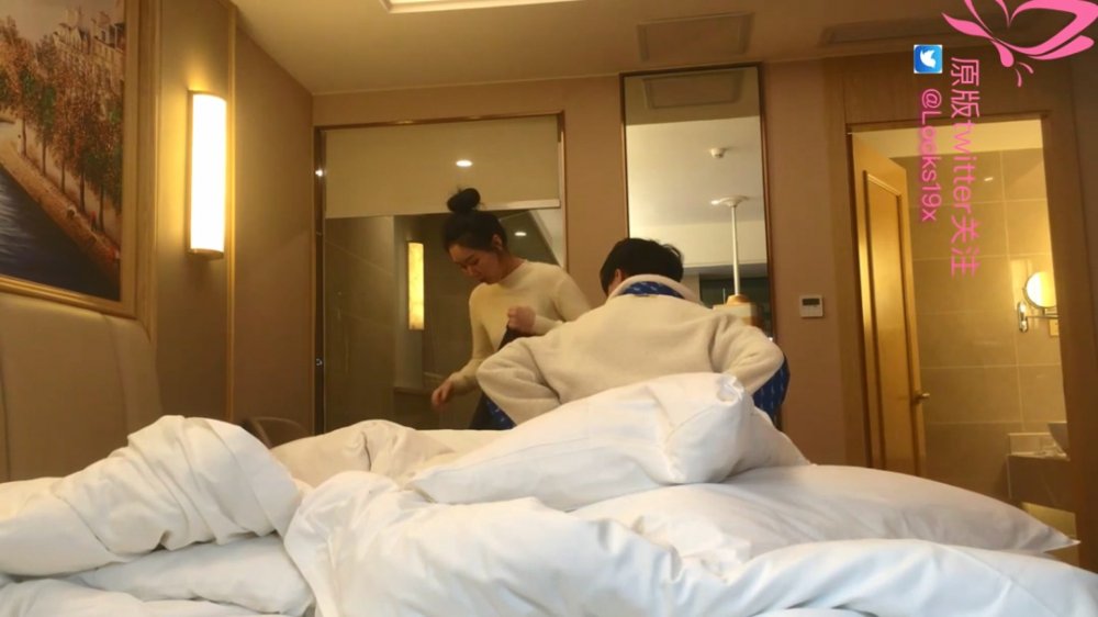 約炮大神LOOKS健身房約啪173高挑美女，床上功夫沒得挑