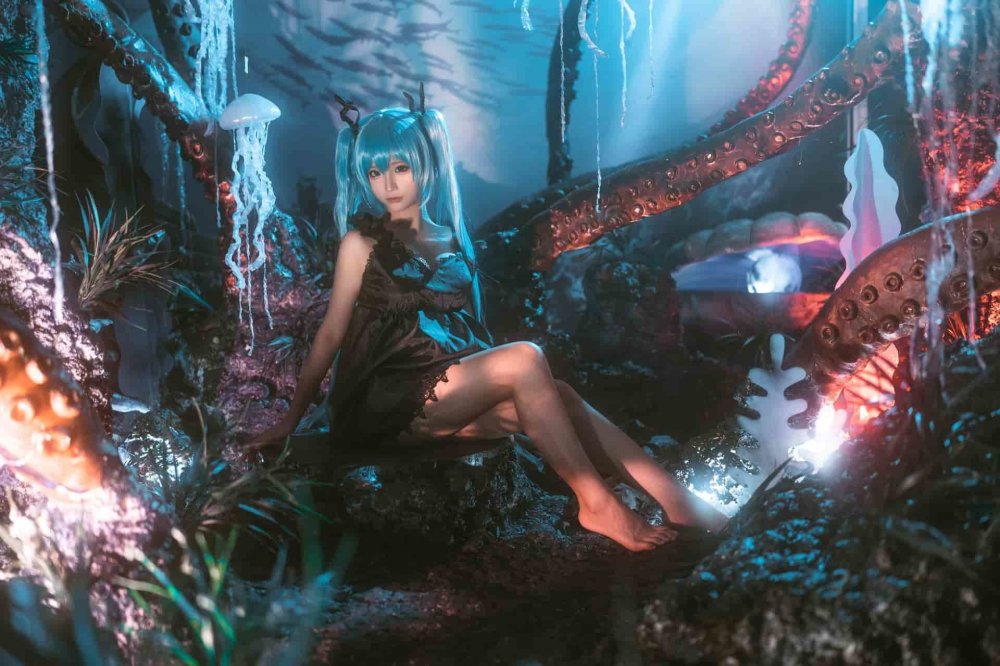 深海少女 [44P]