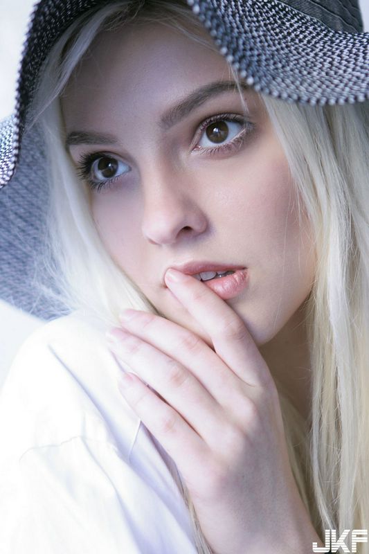 4922KiraWSheerWhite[123P]