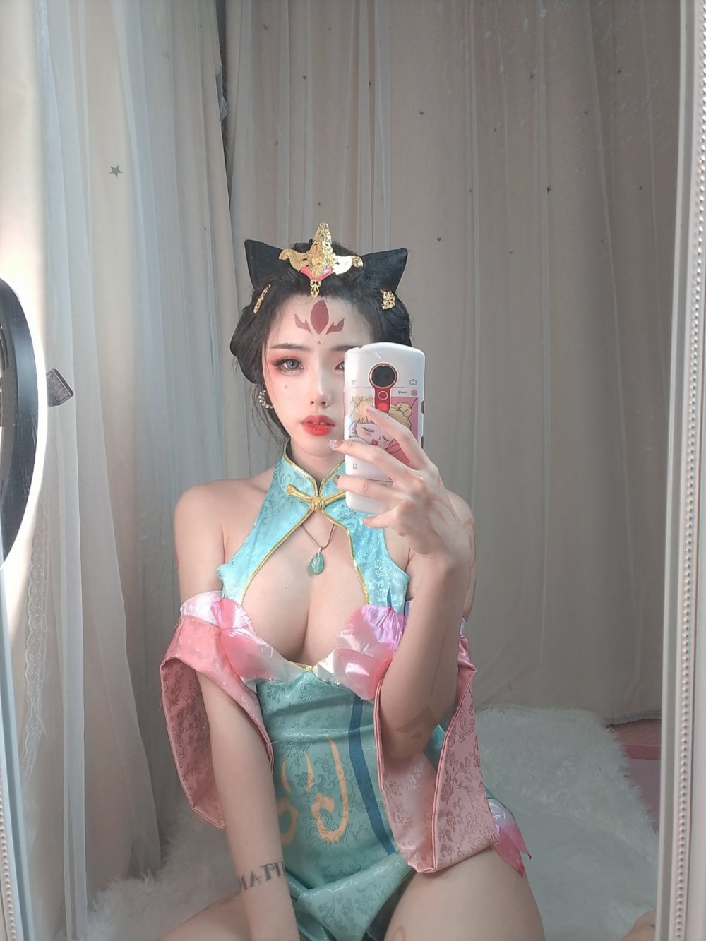 大圖cosplay楊玉環，豐胸美臀，白皙豐腴 性感誘人[23P]
