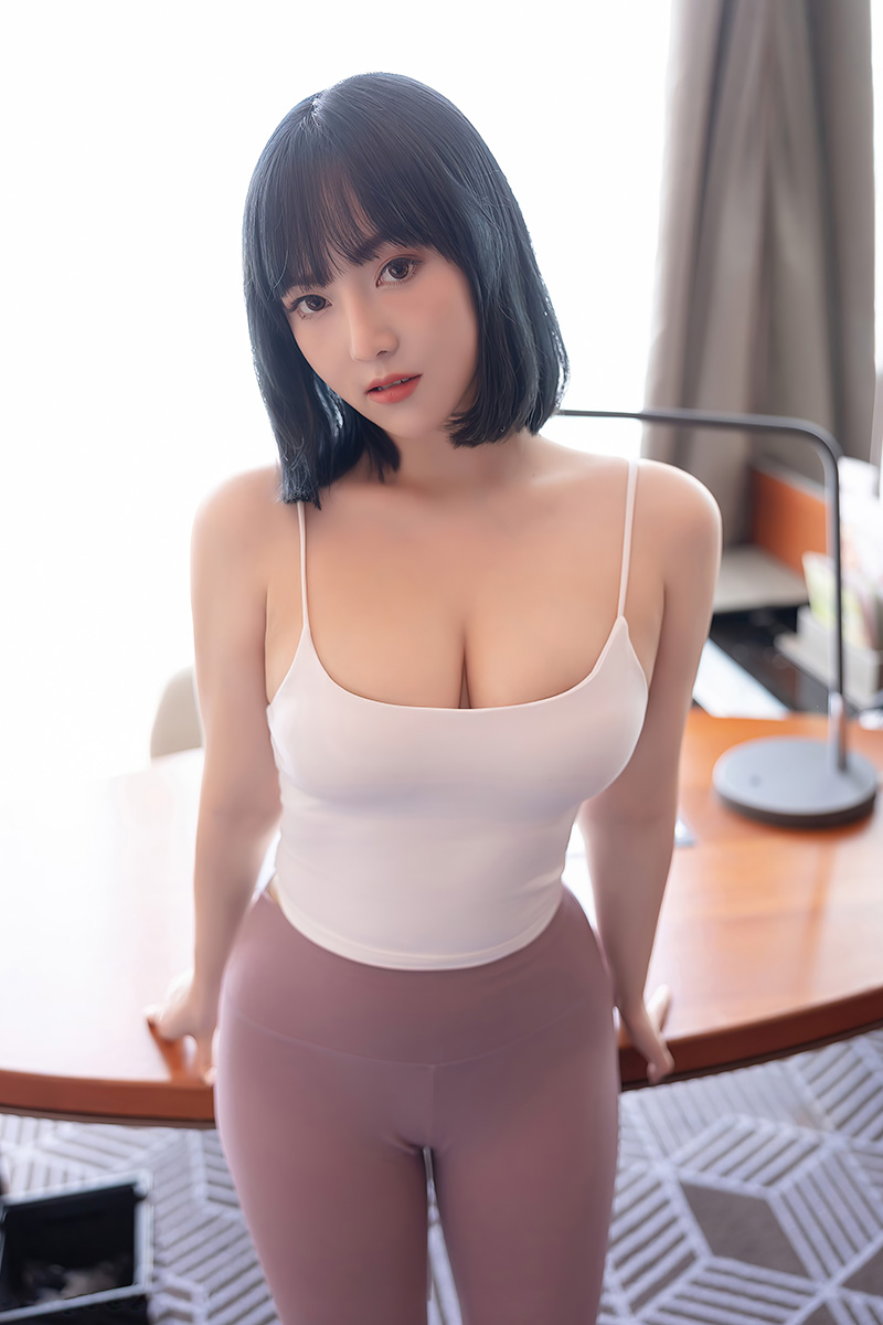 可愛妹子豆瓣醬筆直美腿[39P]