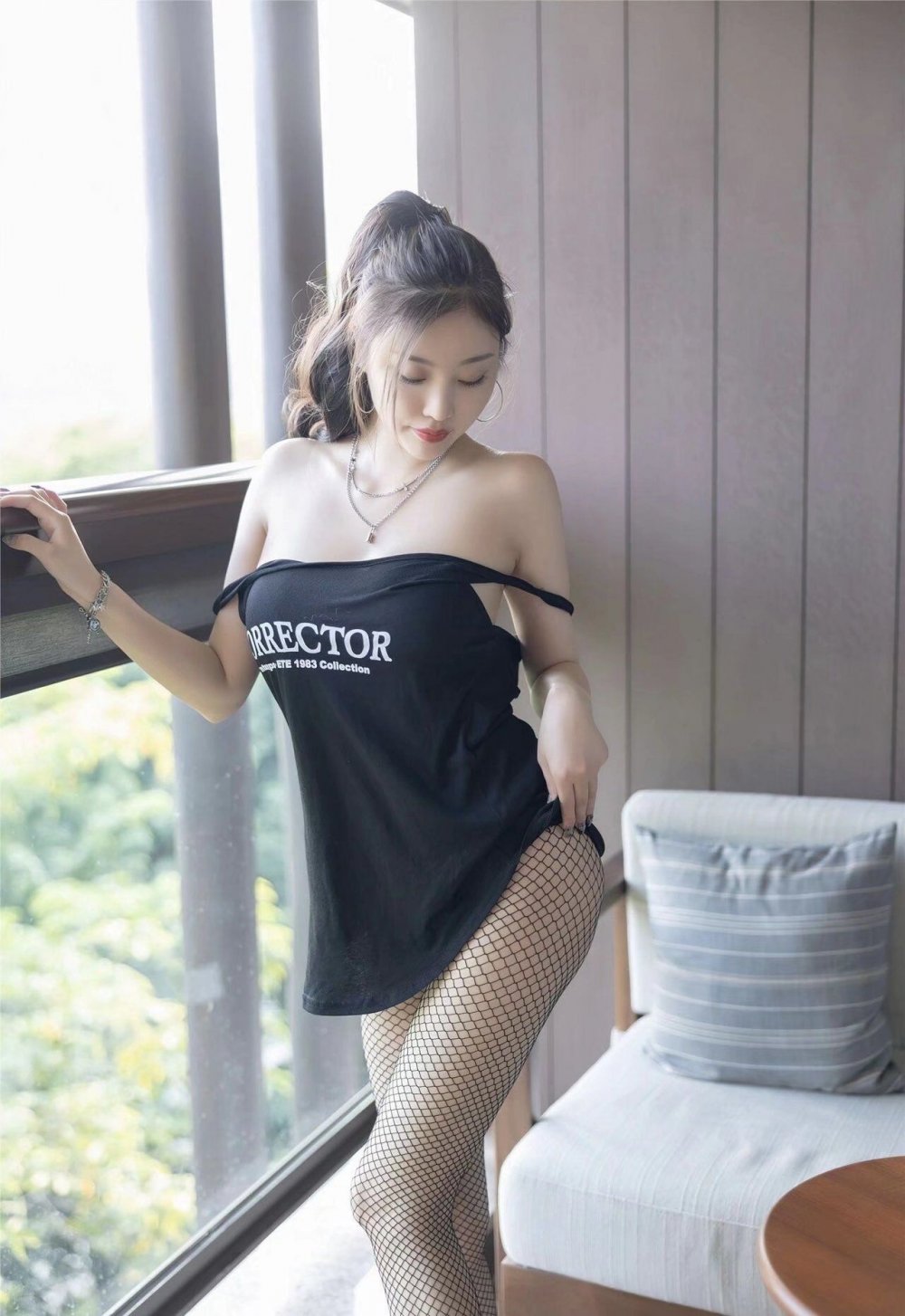 黑絲美女大長腿誘惑至極[57P]
