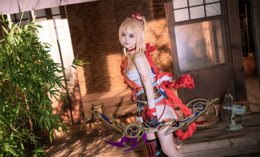 玩弓箭的姑娘[30P]