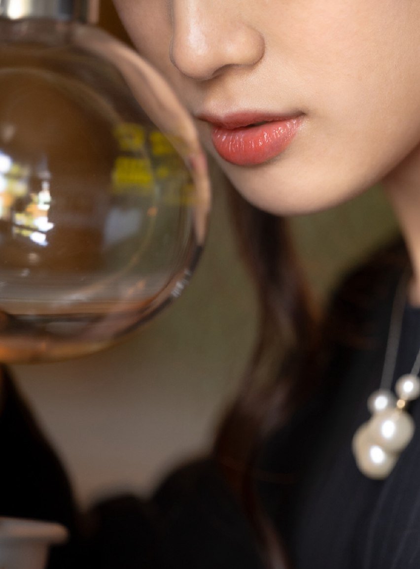 黑絲美女姐姐[23P]