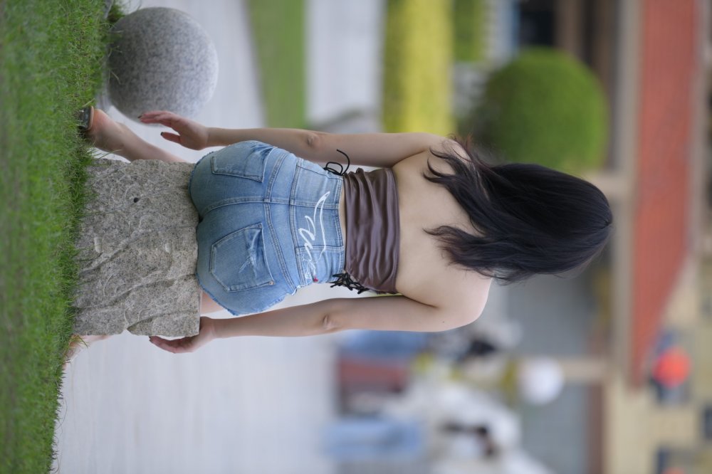 牛仔熱褲少女[21P]