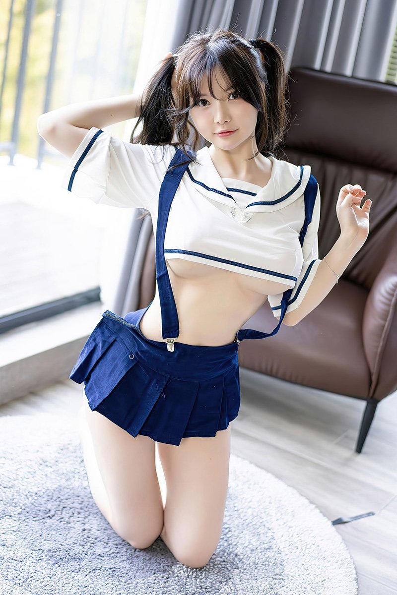 模特糯美子豐滿白皙的胸器引人注目[39P]