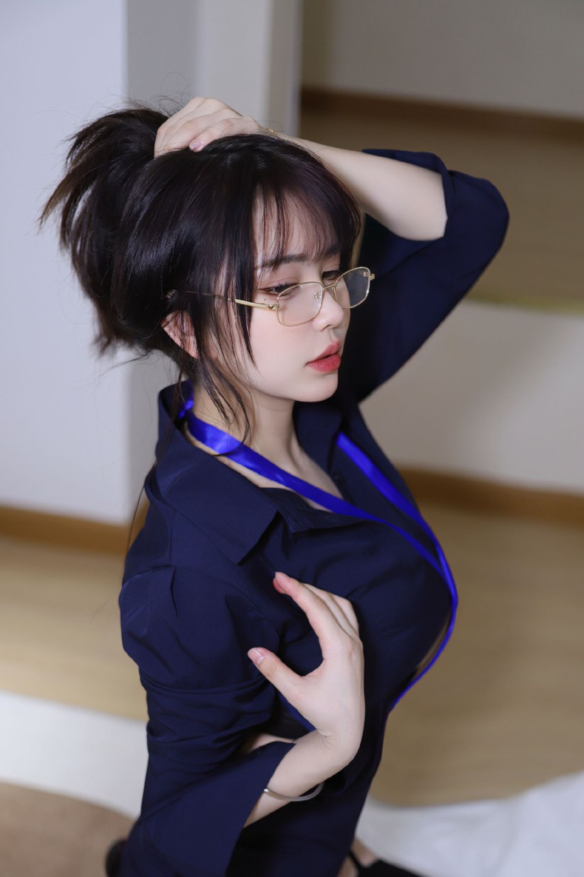 職業裝秘書[24P]