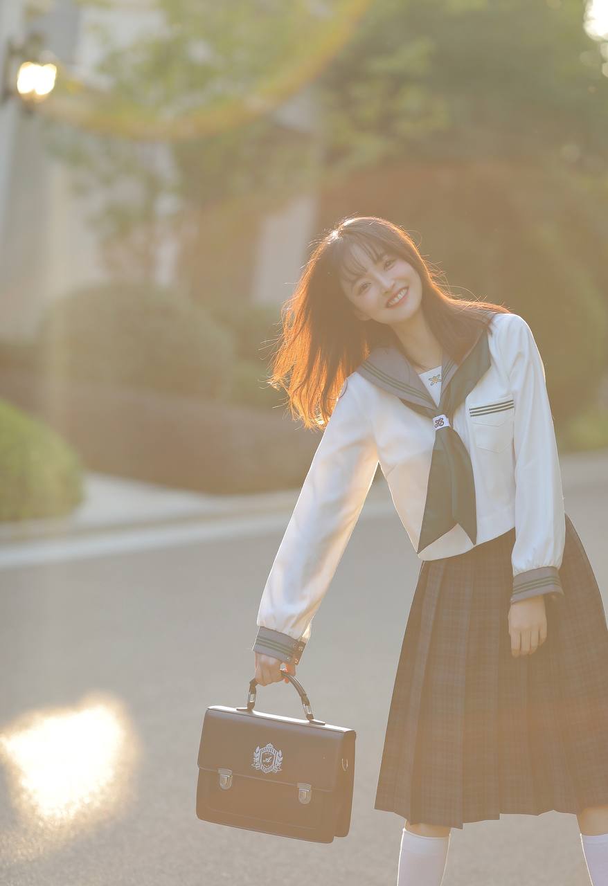 少女JK[24P]