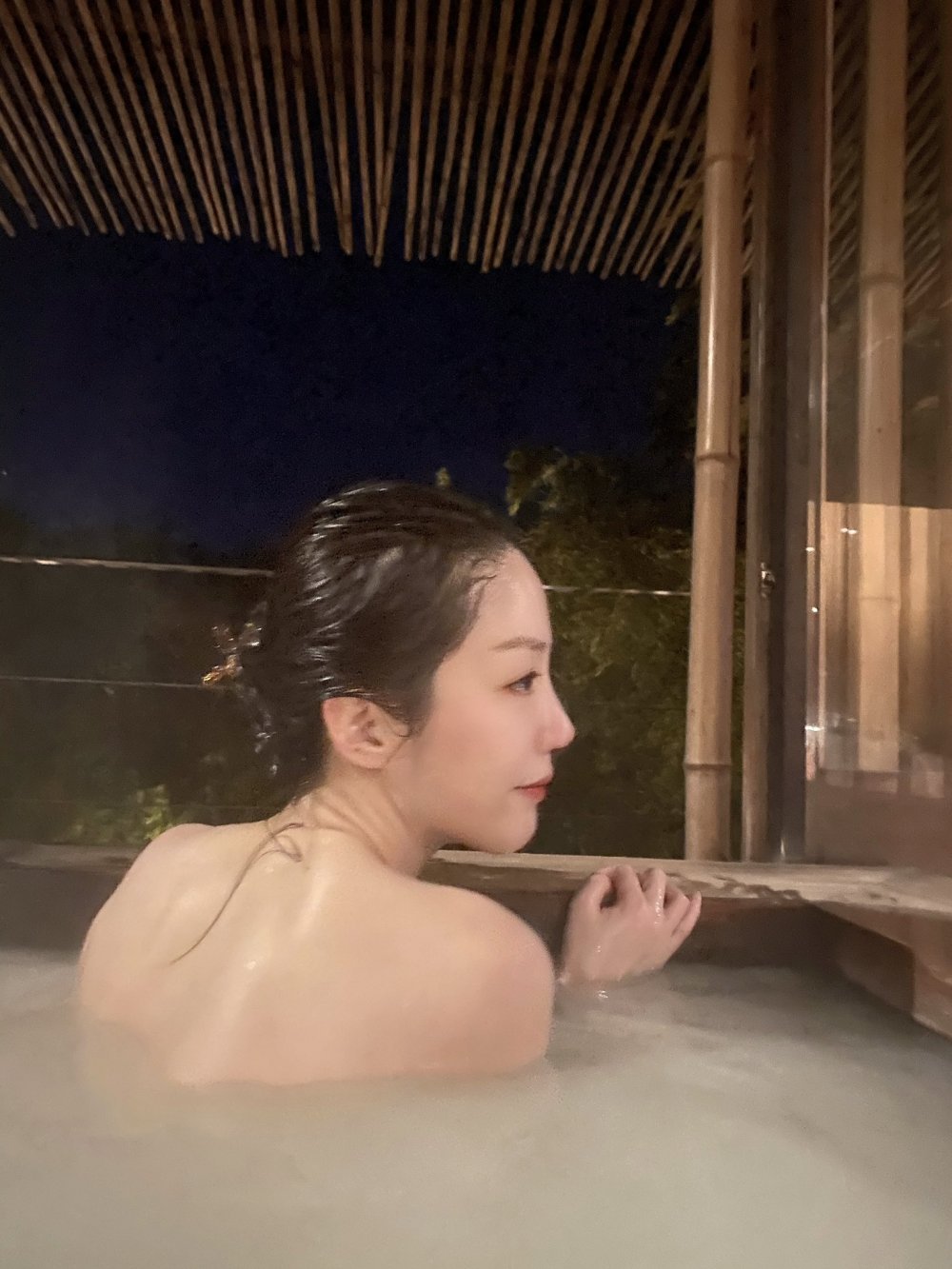 居家少婦的露臉日常大膽生活照 五[30P]