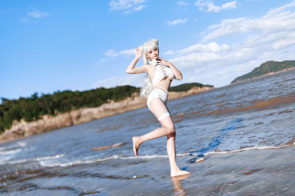 海邊嬌嫩白皙小美妞[49P]
