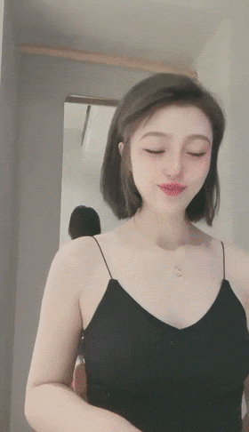 完美女神！ 百看不厭【沝沝】無敵粉嫩 魔鬼翹臀脫光摳逼 ~美翻了~粉絲轟炸直播