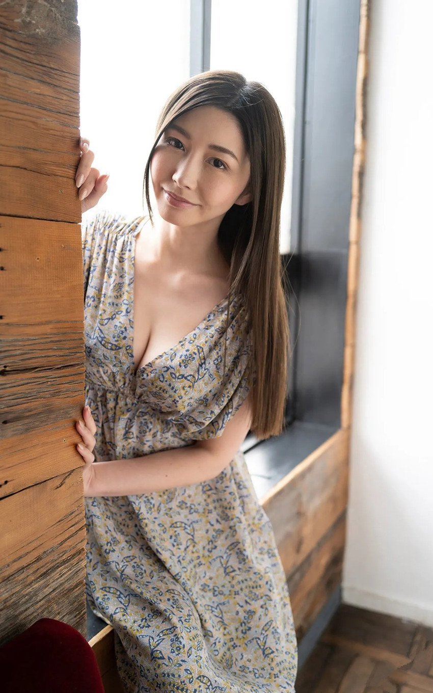 愛由美熟女火辣身材 [36P]