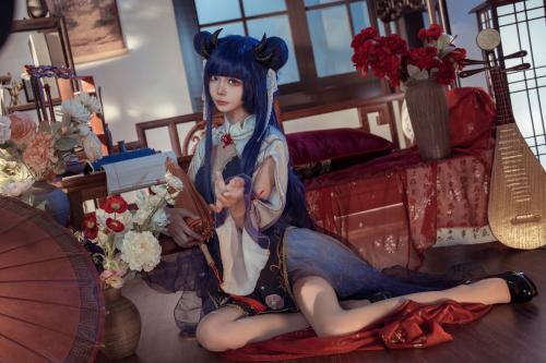 [Cosplay] 艾西aiwest 碧蓝航线 伊吹 新年旗袍
