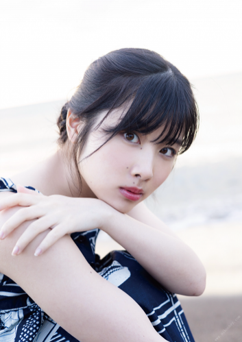 [Photobook] 2023.03.31 岬なこ1st写真集　なこのとなり