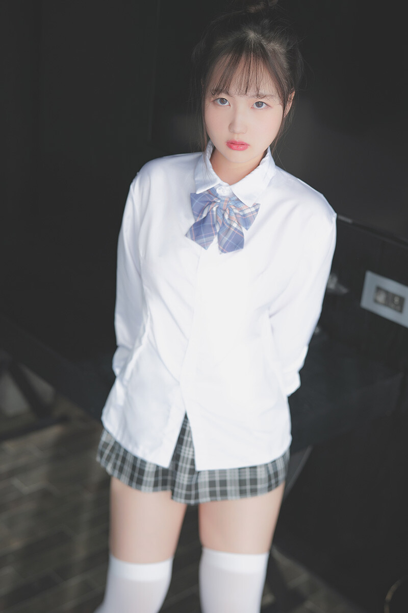 清純美女非常的有感覺[35P]