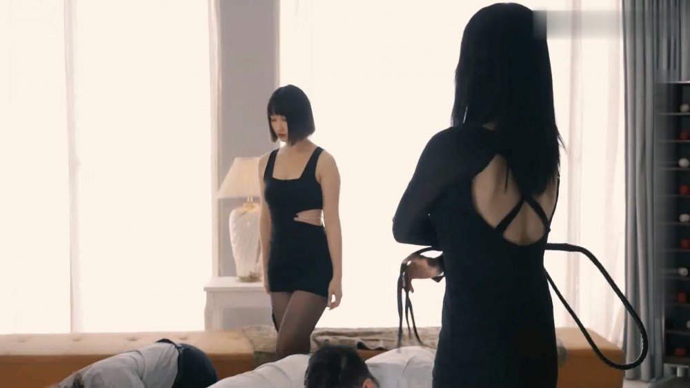 麻豆傳媒 MD-0170-1 野性新人類《女王的性虐淫欲》潮吹女神-夏晴子