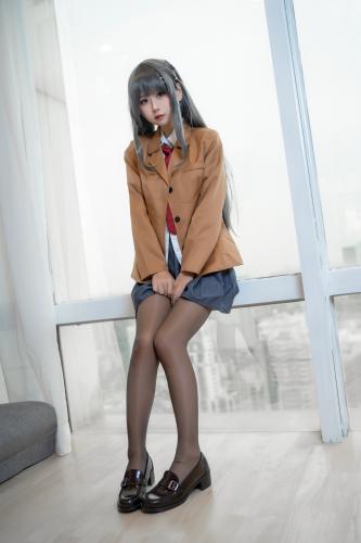 [Cosplay] 萌芽儿o0 麻衣学姐JK