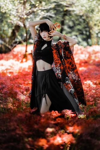 [Cosplay] Ely – Red Higanbana 殷紅彼岸